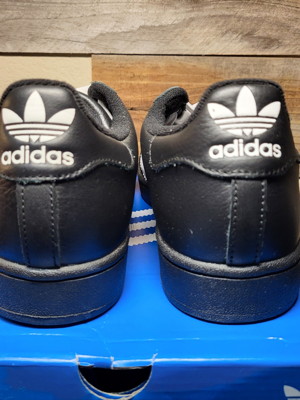 *NEW* Adidas Superstar 2 Black/White "Oreo" Leather Shoes Men’s 8.5 Women’s 9.5 - Picture 4 of 8